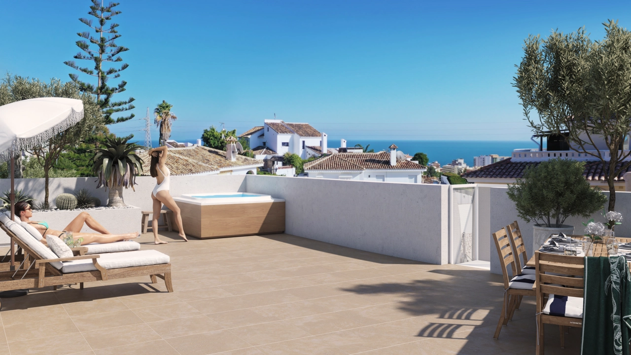 A private rooftop solarium, the perfect space for relaxing, dining, and enjoying the Costa del Sol sunshine in complete privacy.