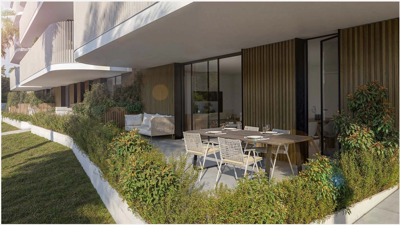 Ground-floor apartments feature generous terraces and private gardens, ideal for enjoying the Costa del Sol climate.