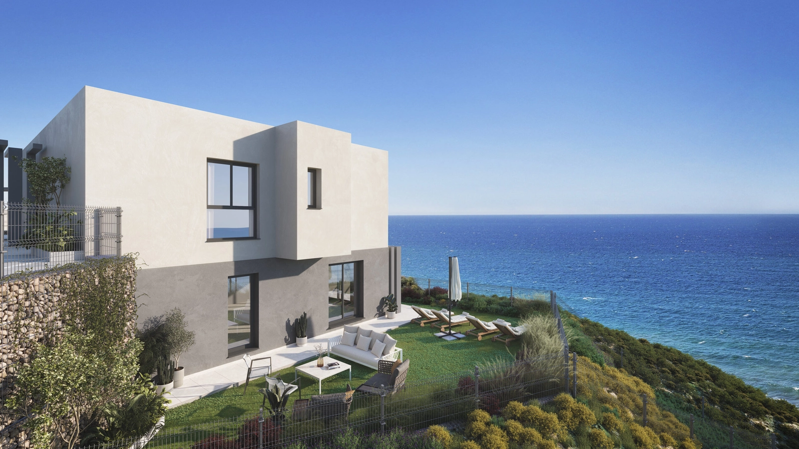 Cada vivienda cuenta con un jardín privado, un espacio perfecto para relajarse bajo el sol mediterráneo.