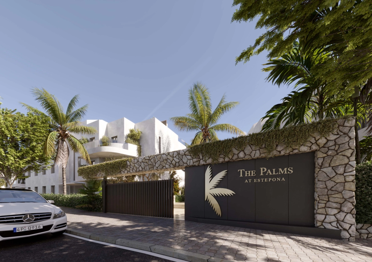 La entrada segura y cerrada de The Palms, que promete privacidad y exclusividad desde el momento de su llegada.